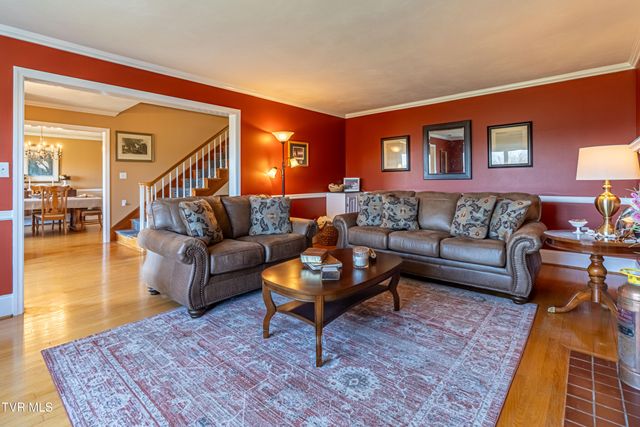 442 South Monte Vista Drive, Glade Spring, VA 24340