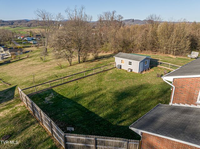 442 South Monte Vista Drive, Glade Spring, VA 24340