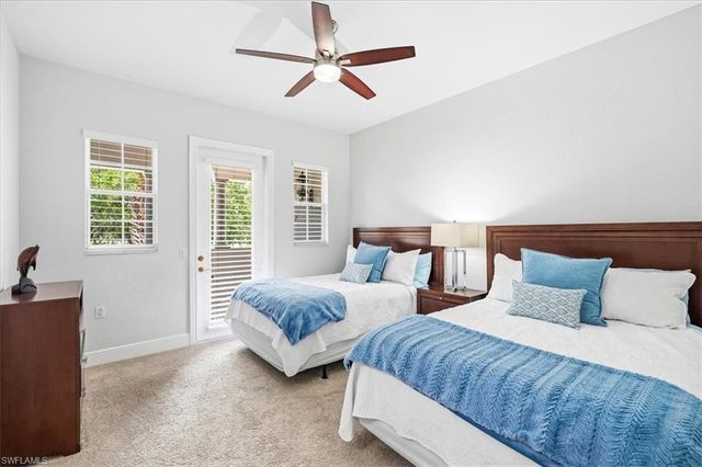 3695 Montreux LN 202, Naples, FL 34114