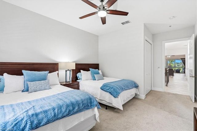 3695 Montreux LN 202, Naples, FL 34114