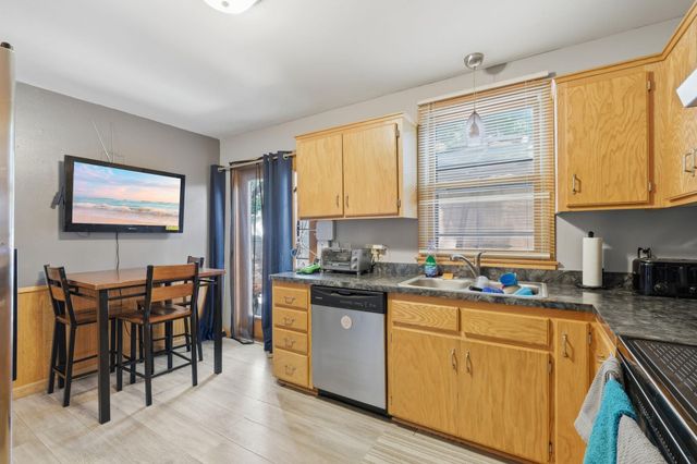 5252 Washburn Avenue N, Minneapolis, MN 55430