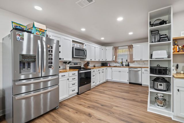 261 woodlawn Avenue, Hot Springs, AR 71913