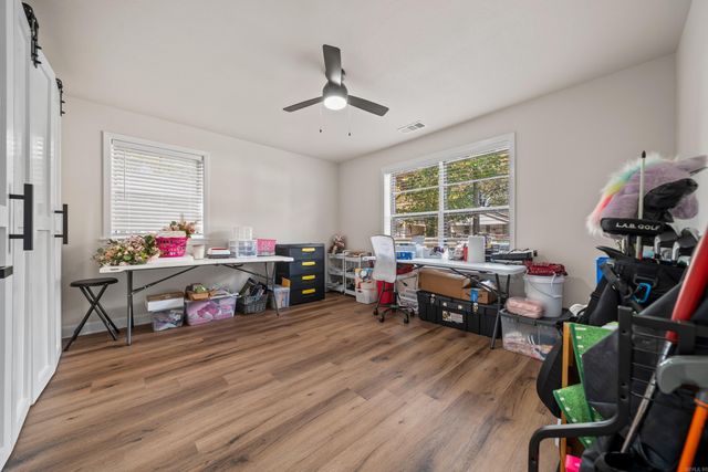 261 woodlawn Avenue, Hot Springs, AR 71913