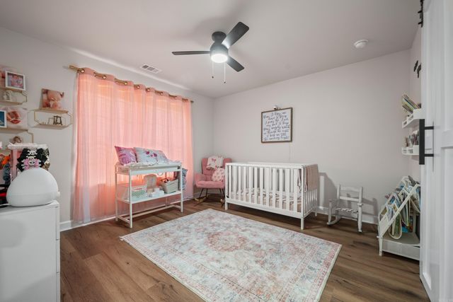 261 woodlawn Avenue, Hot Springs, AR 71913