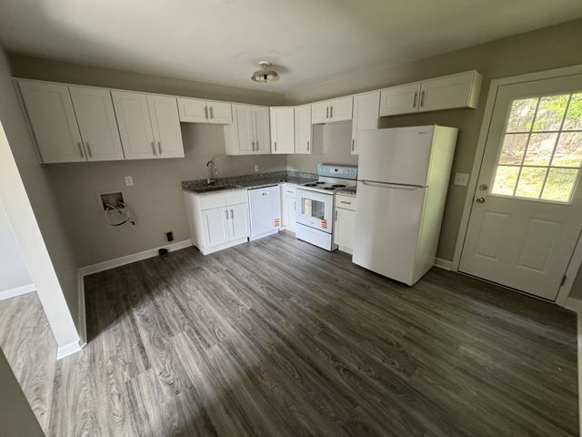 706 Linden Green Dr, Hermitage, TN 37076