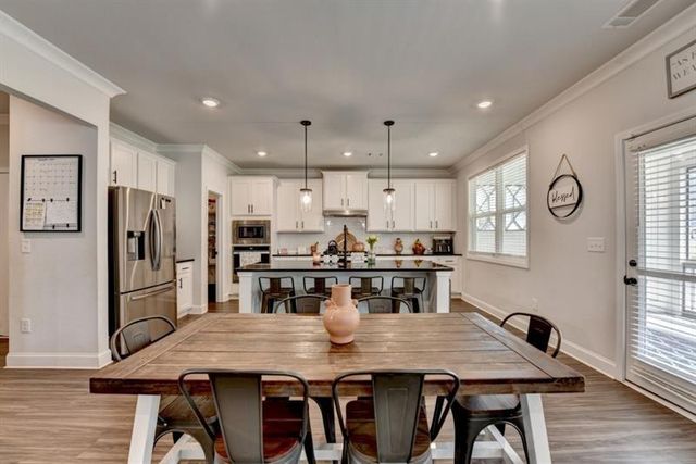 148 Logan Pass Drive, Loganville, GA 30052