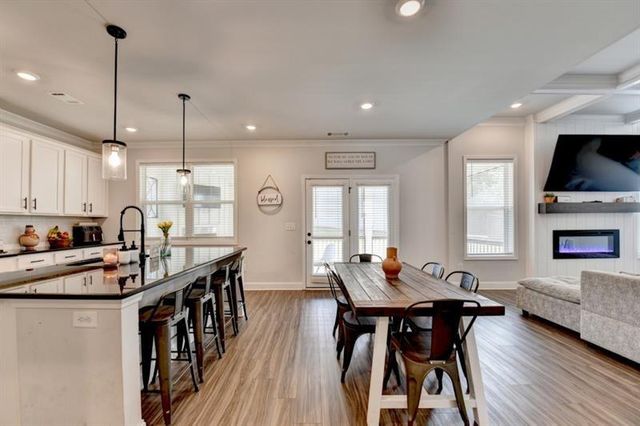 148 Logan Pass Drive, Loganville, GA 30052