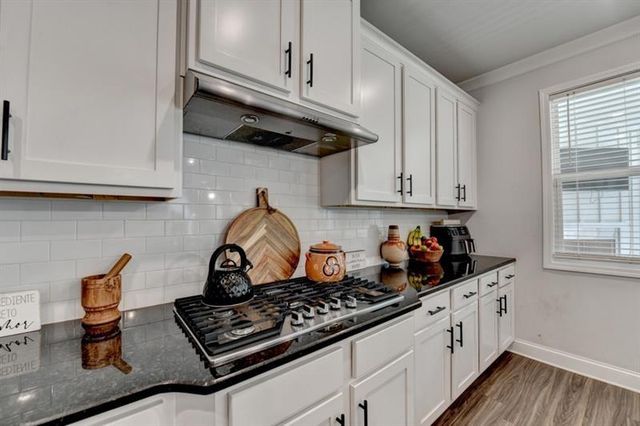 148 Logan Pass Drive, Loganville, GA 30052