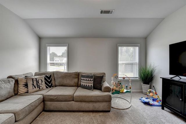 148 Logan Pass Drive, Loganville, GA 30052