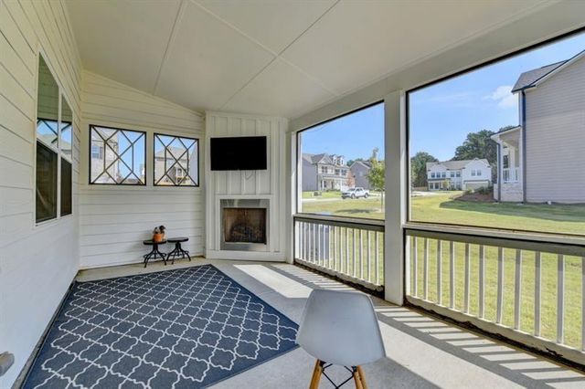 148 Logan Pass Drive, Loganville, GA 30052