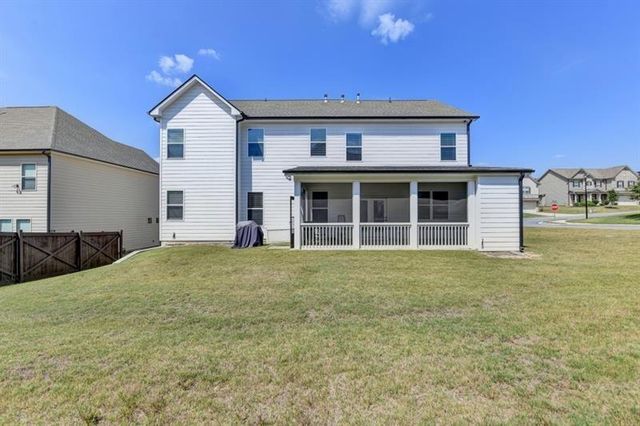 148 Logan Pass Drive, Loganville, GA 30052