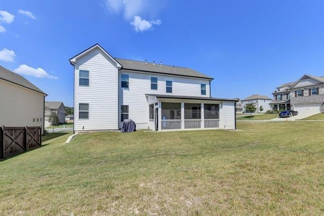 148 Logan Pass Drive, Loganville, GA 30052