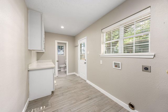 9392 Fm 1458 Road, Sealy, TX 77474