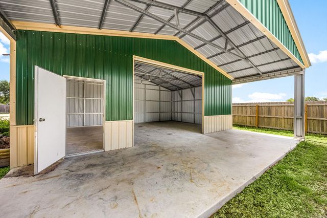 9392 Fm 1458 Road, Sealy, TX 77474