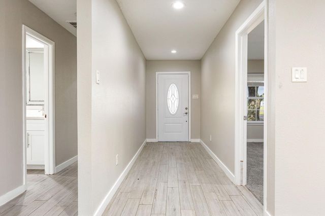 9392 Fm 1458 Road, Sealy, TX 77474