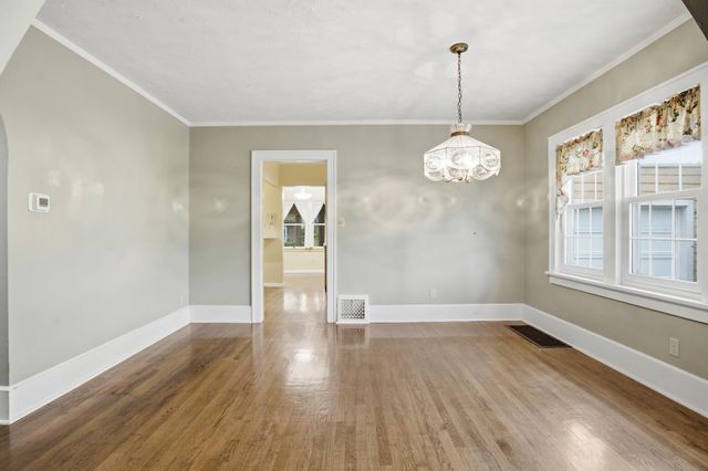 909 Moulton Avenue, Muskegon, MI 49445