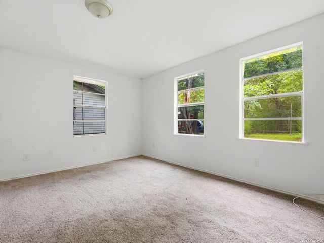 720 CHICKERING AVE, San Antonio, TX 78210