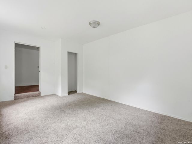 720 CHICKERING AVE, San Antonio, TX 78210