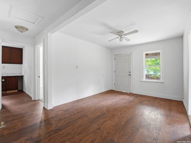 720 CHICKERING AVE, San Antonio, TX 78210