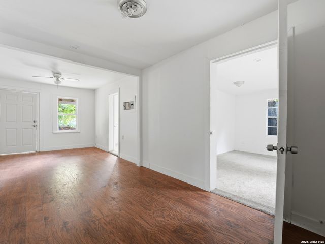 720 CHICKERING AVE, San Antonio, TX 78210