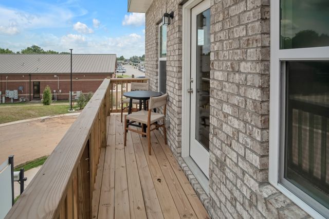 208 Sweetbriar Way, Lebanon, TN 37087