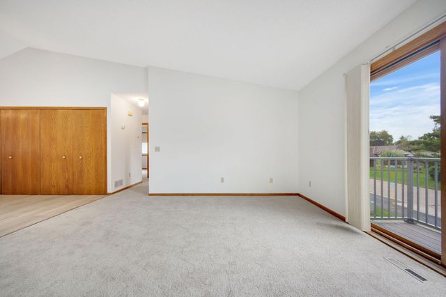 3304 Greenbrier Street 3304C, Vadnais Heights, MN 55127