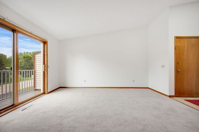 3304 Greenbrier Street 3304C, Vadnais Heights, MN 55127
