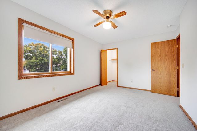 3304 Greenbrier Street 3304C, Vadnais Heights, MN 55127