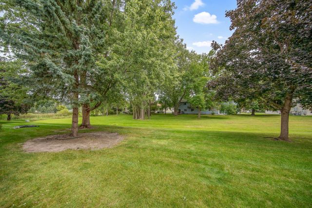 3304 Greenbrier Street 3304C, Vadnais Heights, MN 55127