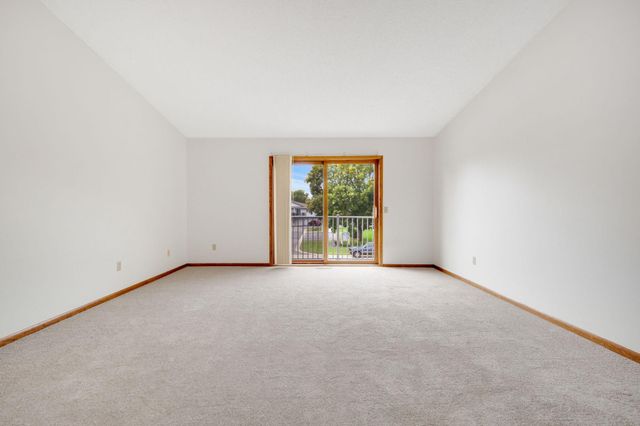 3304 Greenbrier Street 3304C, Vadnais Heights, MN 55127