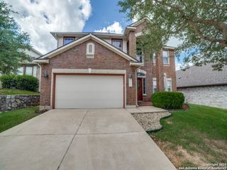 7618 Mission Pt, Boerne, TX 78015