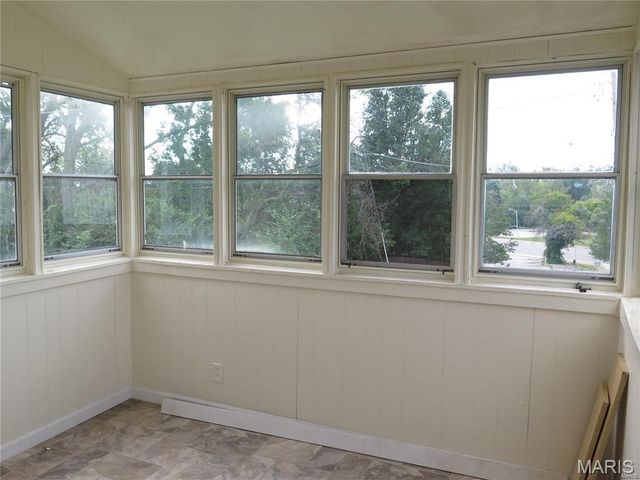 7066 Arcadia Avenue, St Louis, MO 63130