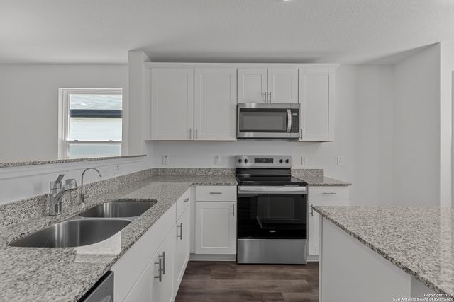 839 Bluegrass Point, New Braunfels, TX 78130