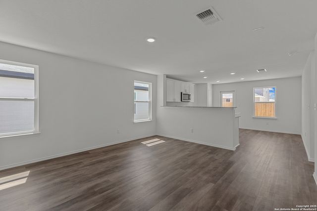 839 Bluegrass Point, New Braunfels, TX 78130