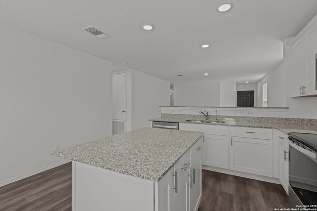 839 Bluegrass Point, New Braunfels, TX 78130