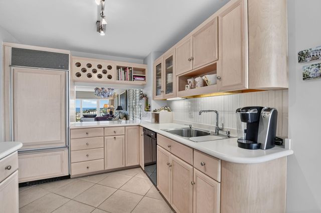 1021 HILLSBORO MILE 705, Hillsboro Beach, FL 33062