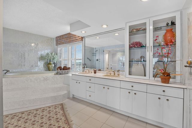 1021 HILLSBORO MILE 705, Hillsboro Beach, FL 33062