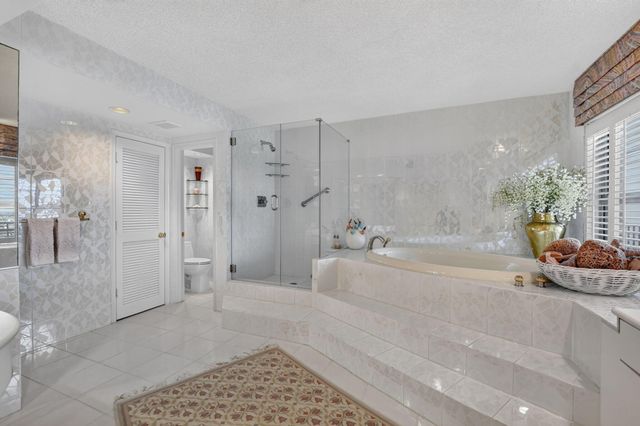 1021 HILLSBORO MILE 705, Hillsboro Beach, FL 33062