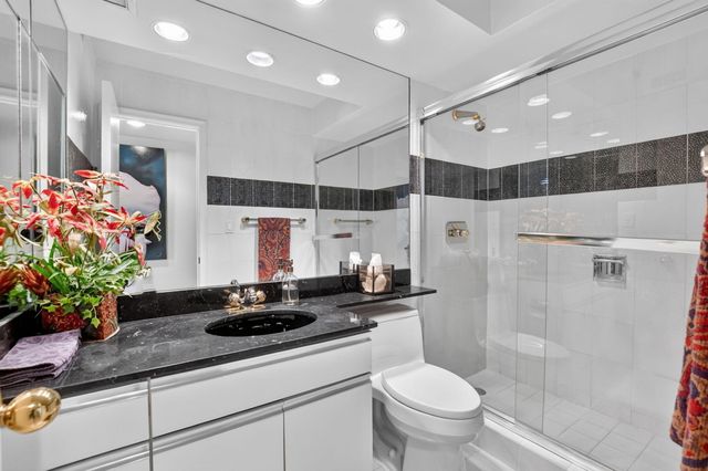 1021 HILLSBORO MILE 705, Hillsboro Beach, FL 33062