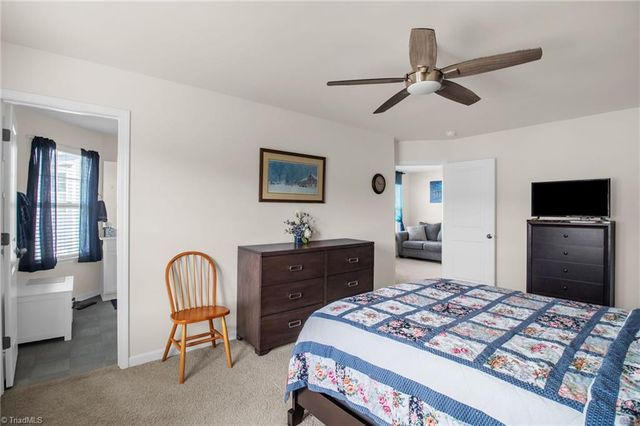 1245 Evelynnview Lane, Kernersville, NC 27284
