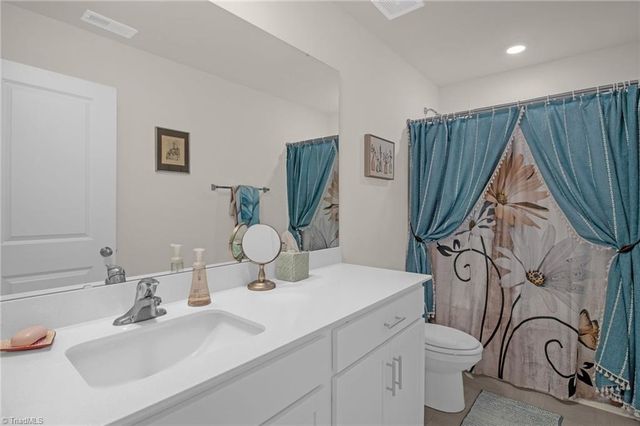 1245 Evelynnview Lane, Kernersville, NC 27284