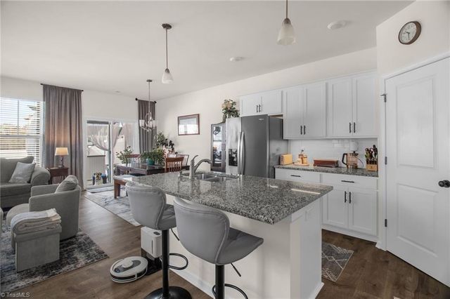 1245 Evelynnview Lane, Kernersville, NC 27284
