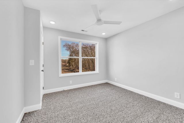 209 Robert St, Clarksville, TN 37040