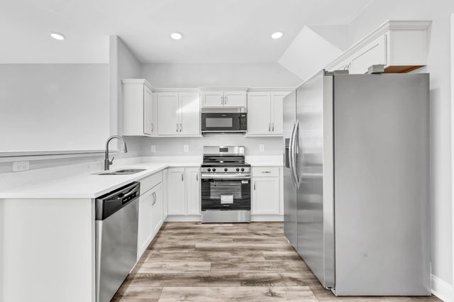 209 Robert St, Clarksville, TN 37040