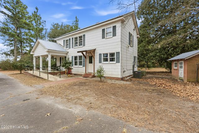 138 W Moore Street, Candor, NC 27229
