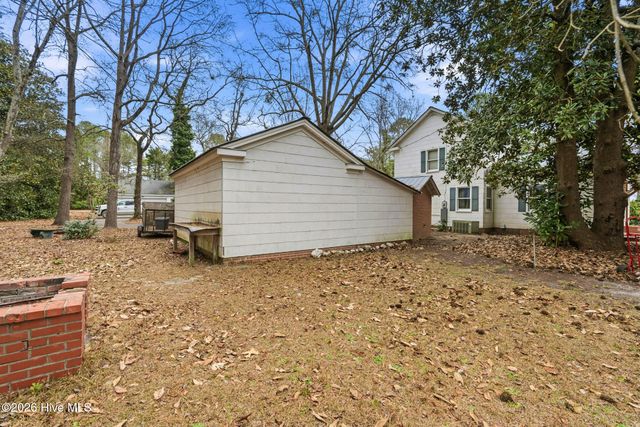 138 W Moore Street, Candor, NC 27229