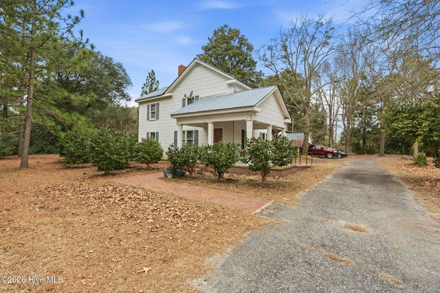 138 W Moore Street, Candor, NC 27229