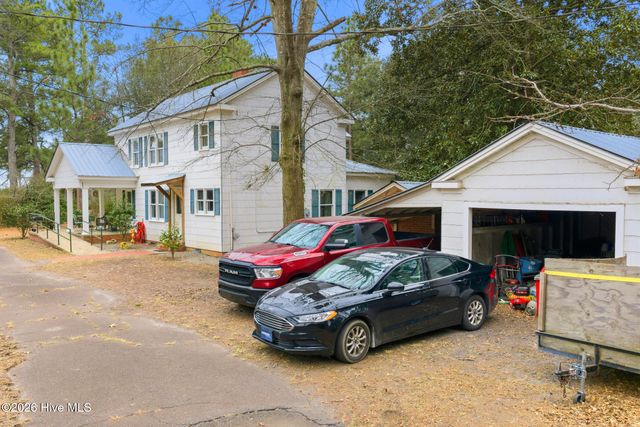 138 W Moore Street, Candor, NC 27229