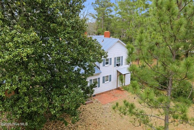 138 W Moore Street, Candor, NC 27229