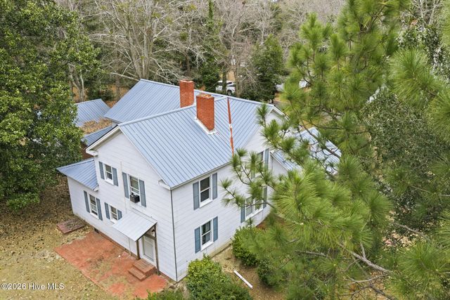 138 W Moore Street, Candor, NC 27229